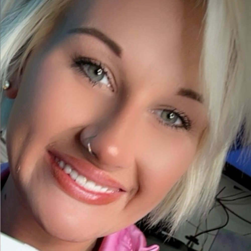 Meet your Posher, Taryn